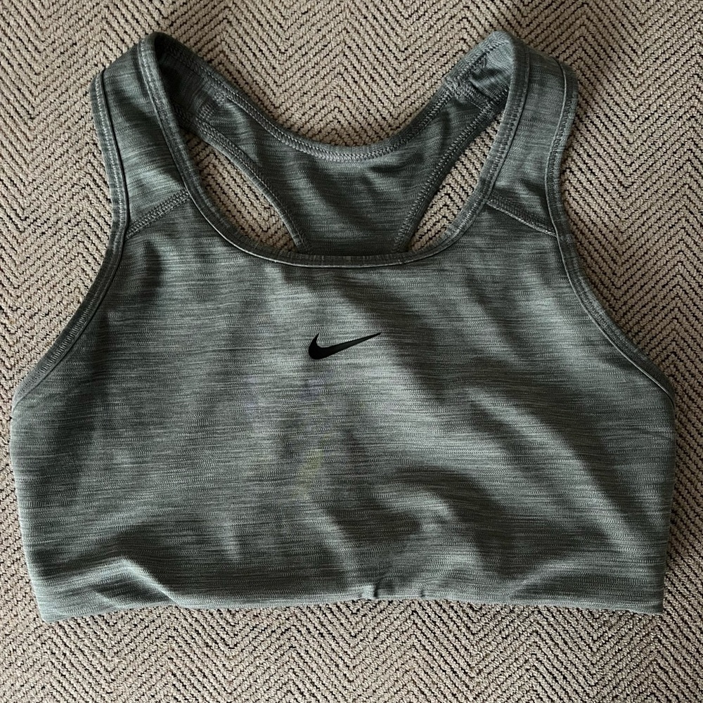 Nike Swoosh Sports Bra